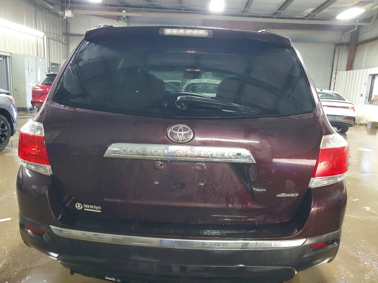 2011 TOYOTA HIGHLANDER LIMITED photo 6