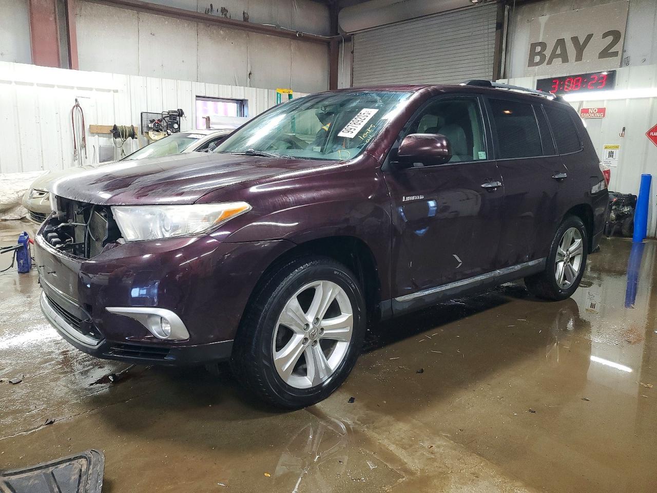 2011 TOYOTA HIGHLANDER