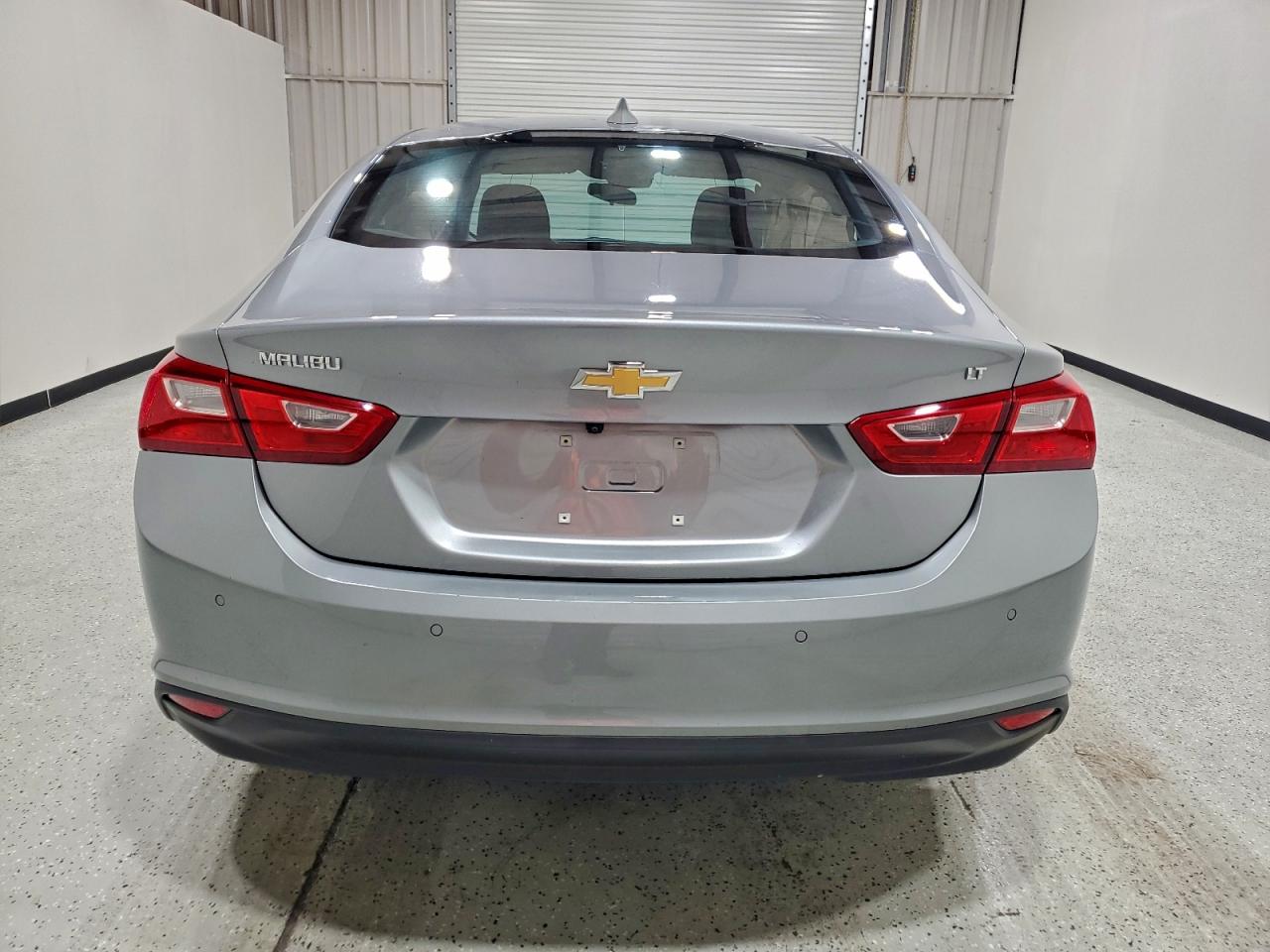 2025 CHEVROLET MALIBU LT photo 6