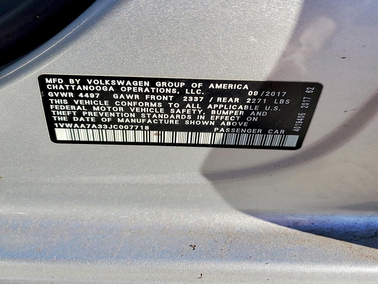 2018 VOLKSWAGEN PASSAT S photo 13