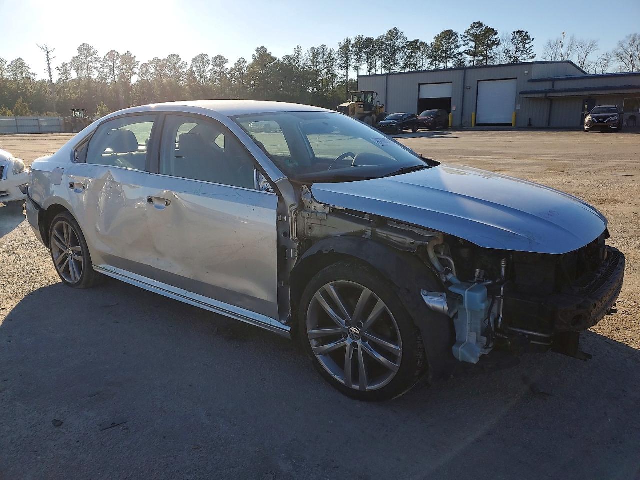 2018 VOLKSWAGEN PASSAT S photo 4