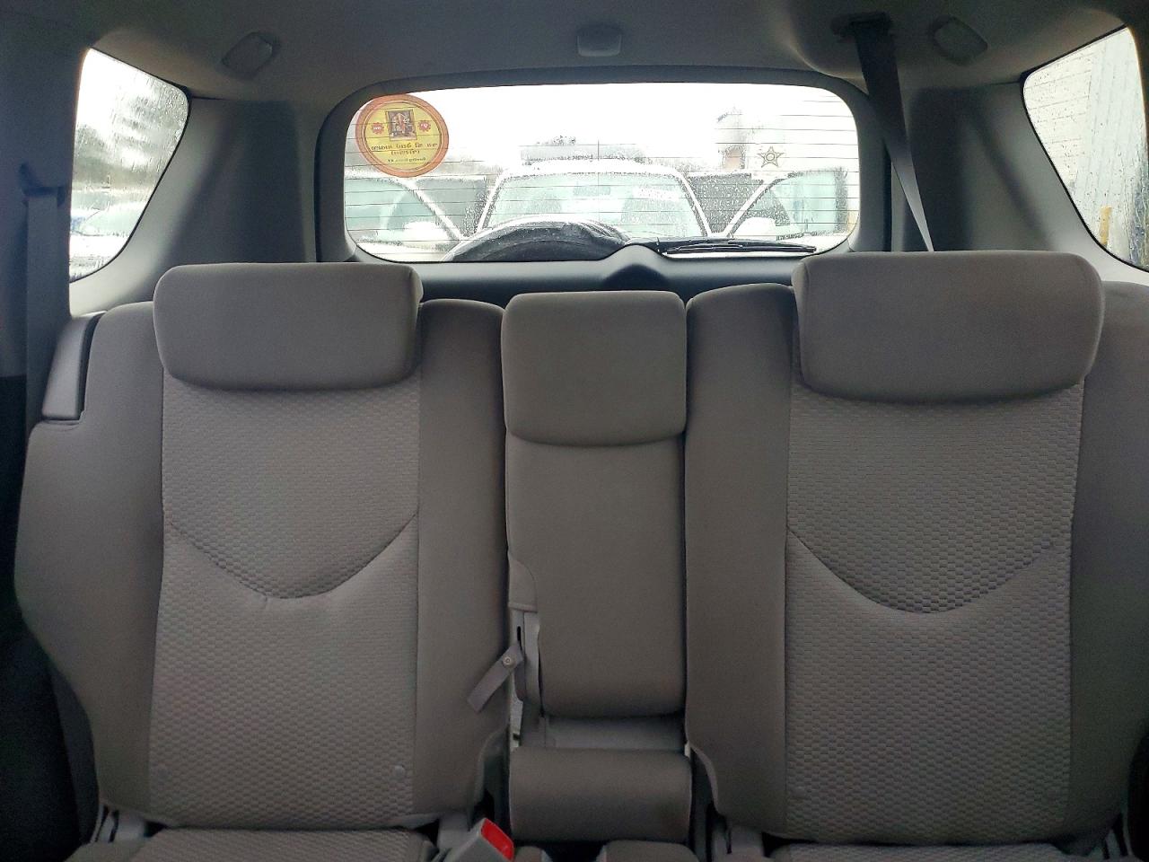 2011 TOYOTA RAV4 photo 10