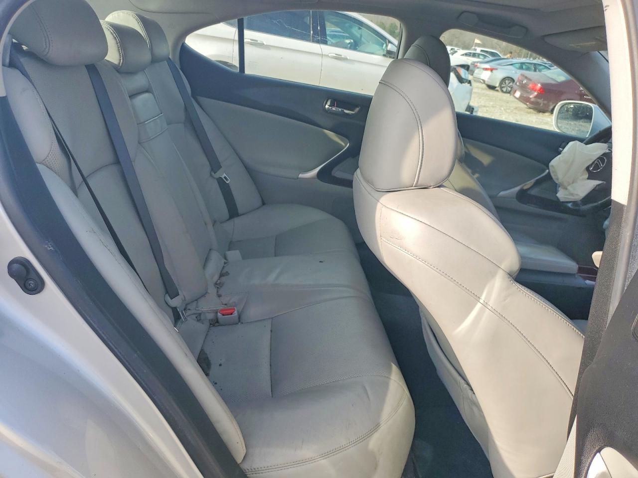 2008 LEXUS IS 250 photo 10
