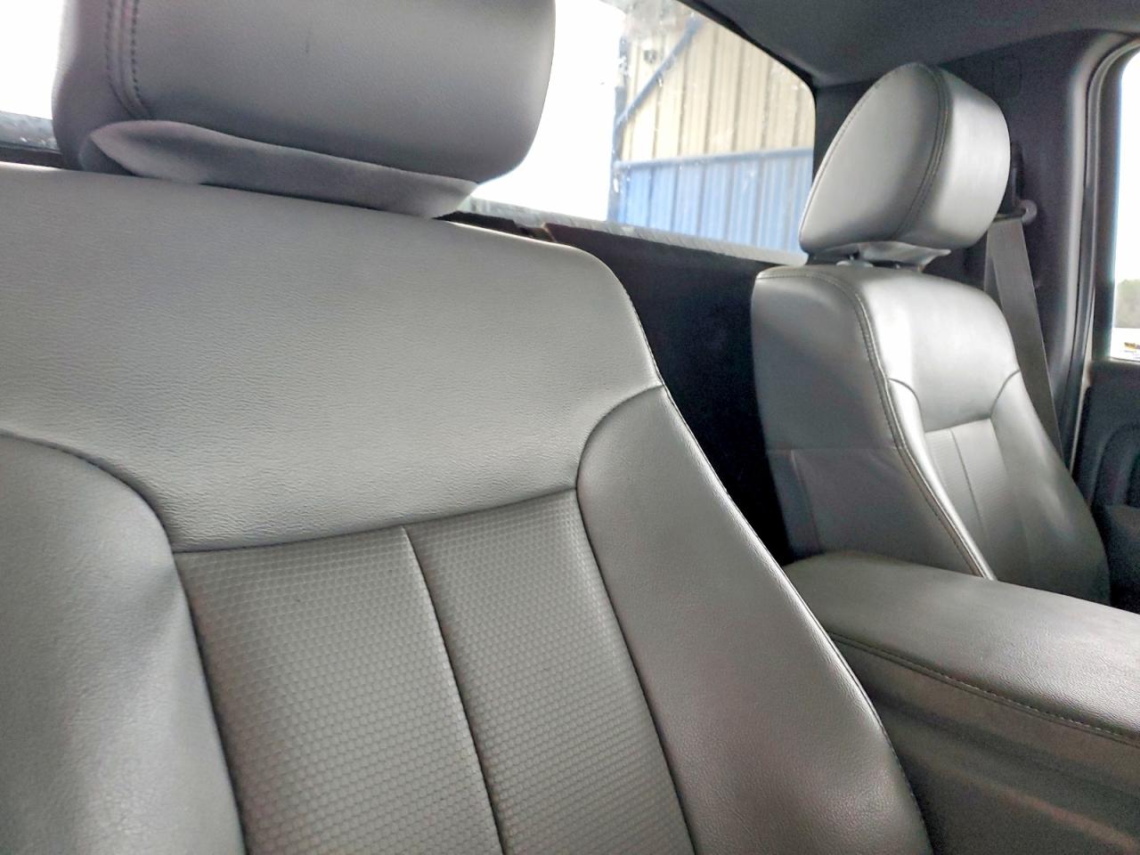 2013 FORD F150 photo 19