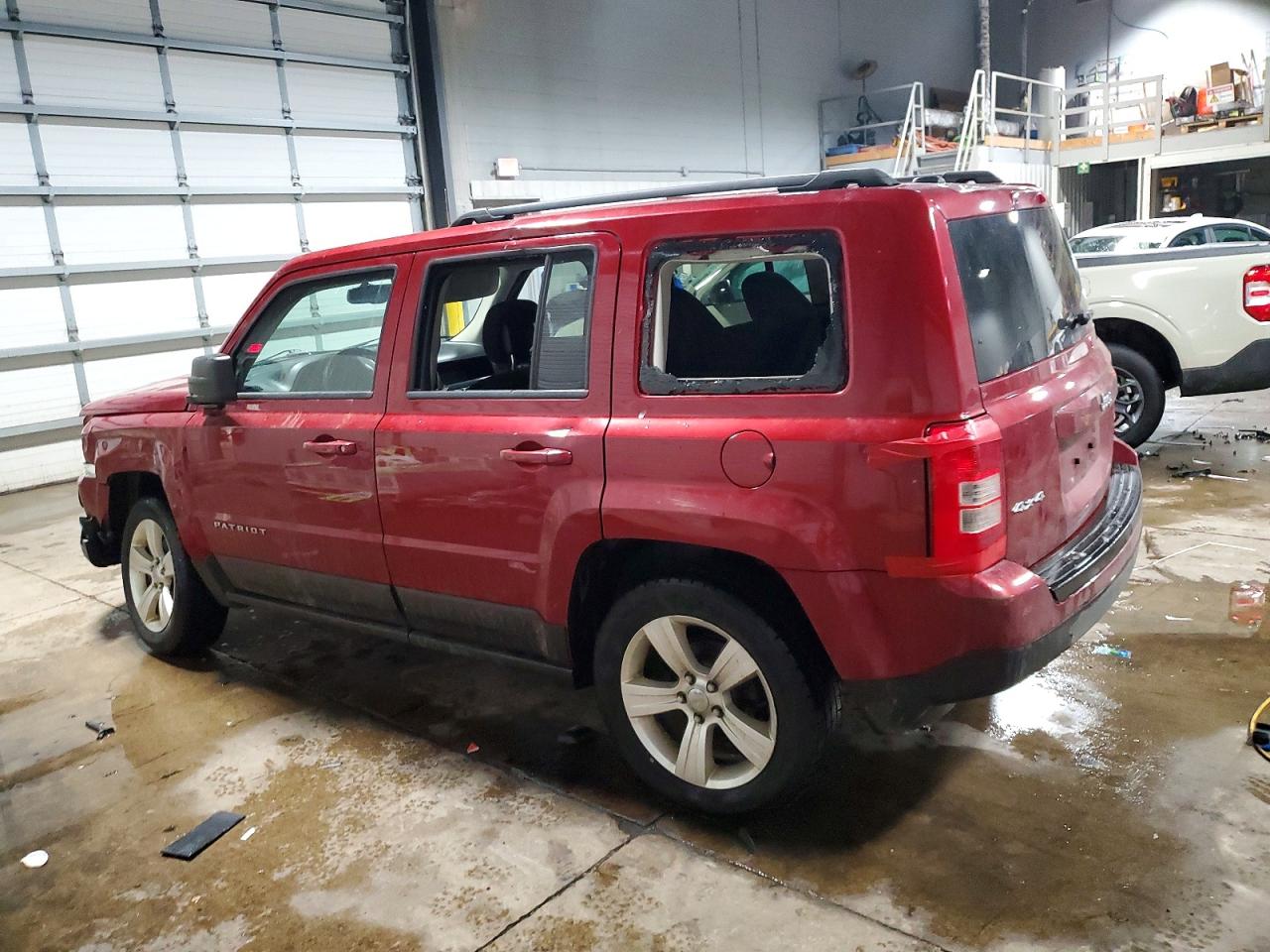 2014 JEEP PATRIOT LATITUDE photo 2