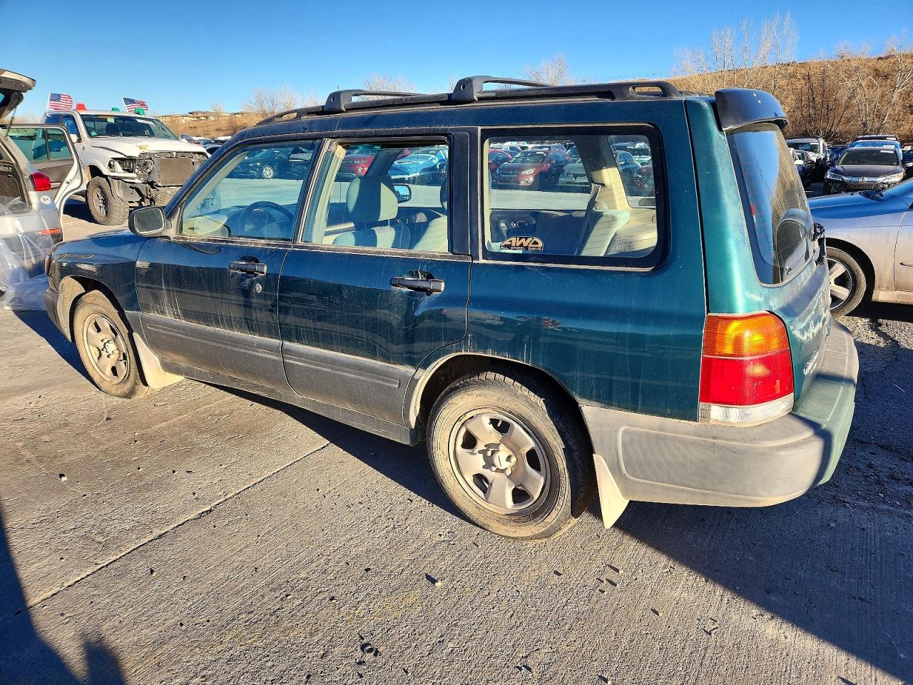 2000 SUBARU FORESTER L photo 2