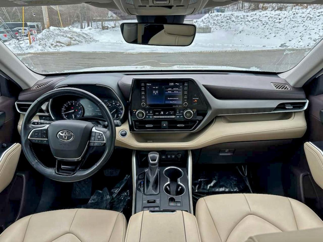 2020 TOYOTA HIGHLANDER XLE photo 7