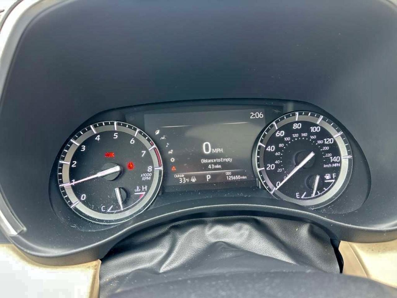 2020 TOYOTA HIGHLANDER XLE photo 8