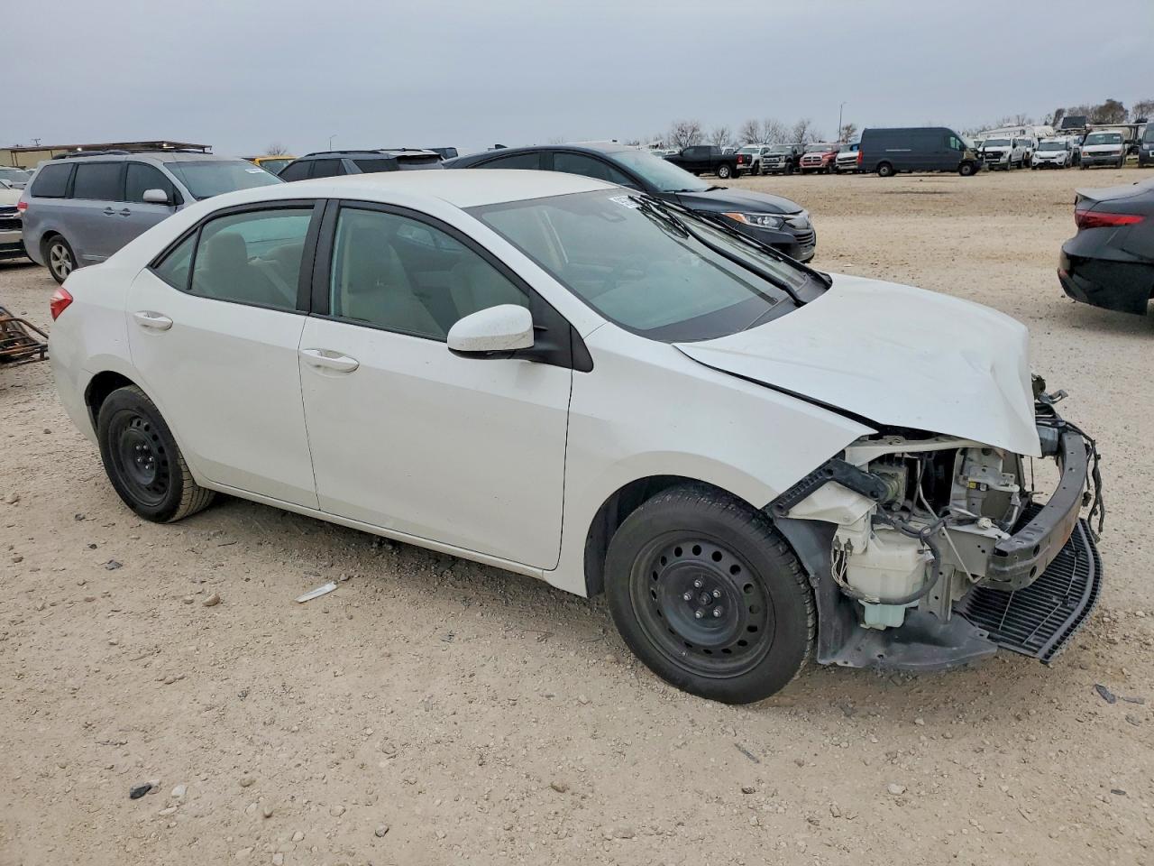 2019 TOYOTA COROLLA LE photo 4