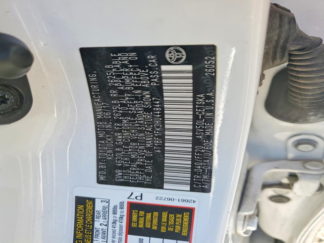2017 TOYOTA CAMRY LE photo 12