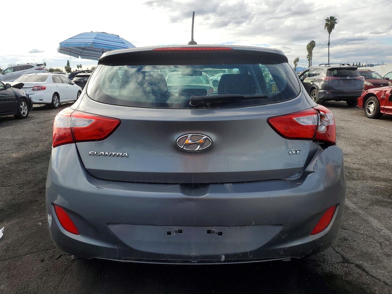 2016 HYUNDAI ELANTRA GT BASE photo 6