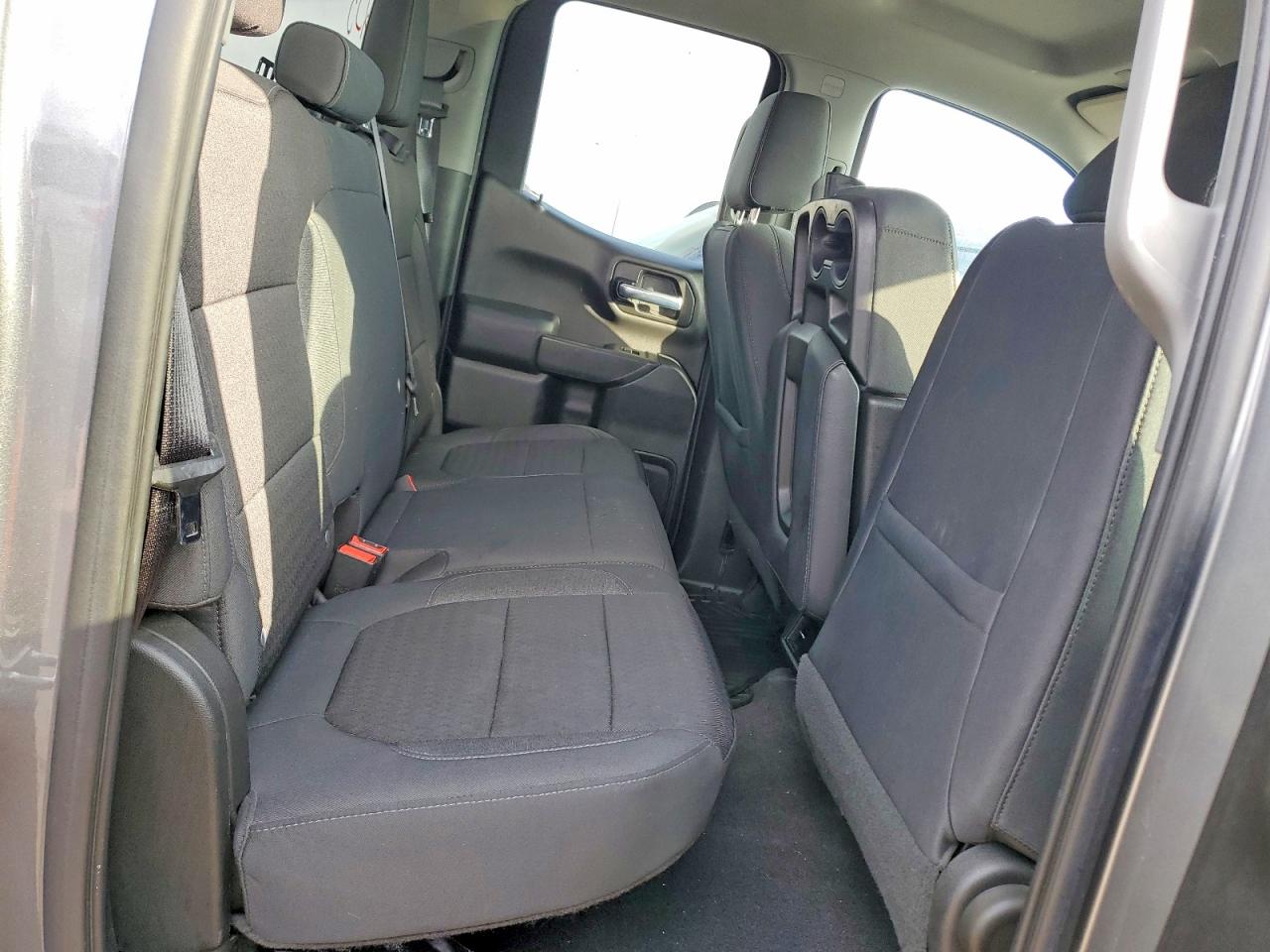 2020 CHEVROLET SILVERADO K1500 LT photo 10