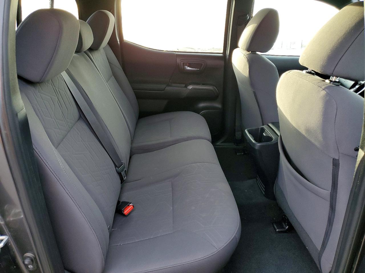 2019 TOYOTA TACOMA TRD SPORT photo 10