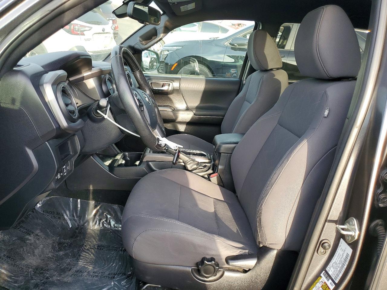2019 TOYOTA TACOMA TRD SPORT photo 7
