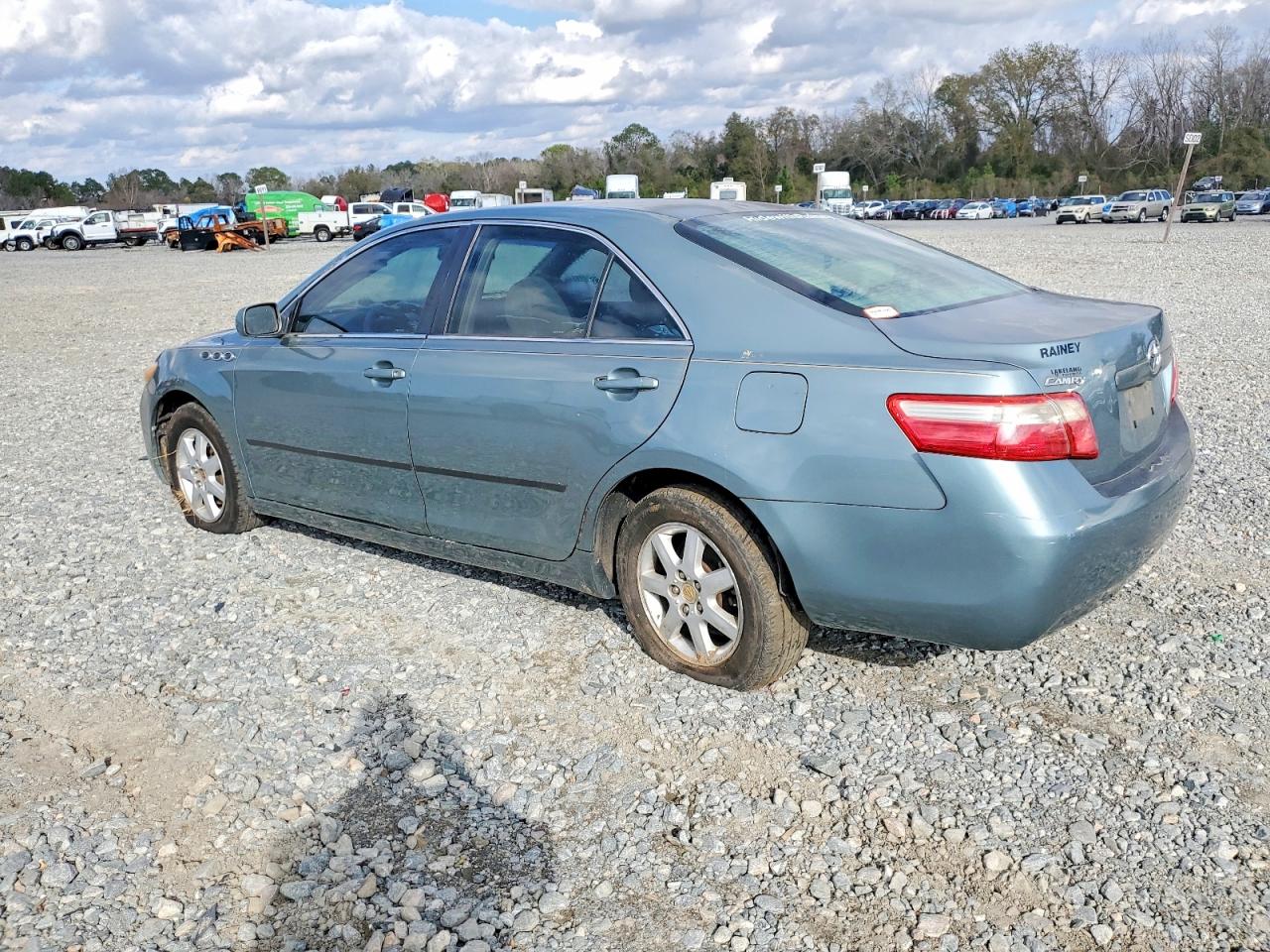 2008 TOYOTA CAMRY CE photo 2