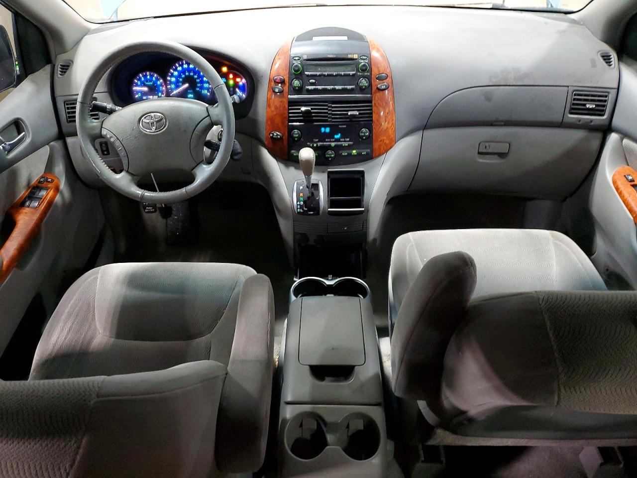 2007 TOYOTA SIENNA XLE 7-PASSENGER photo 8