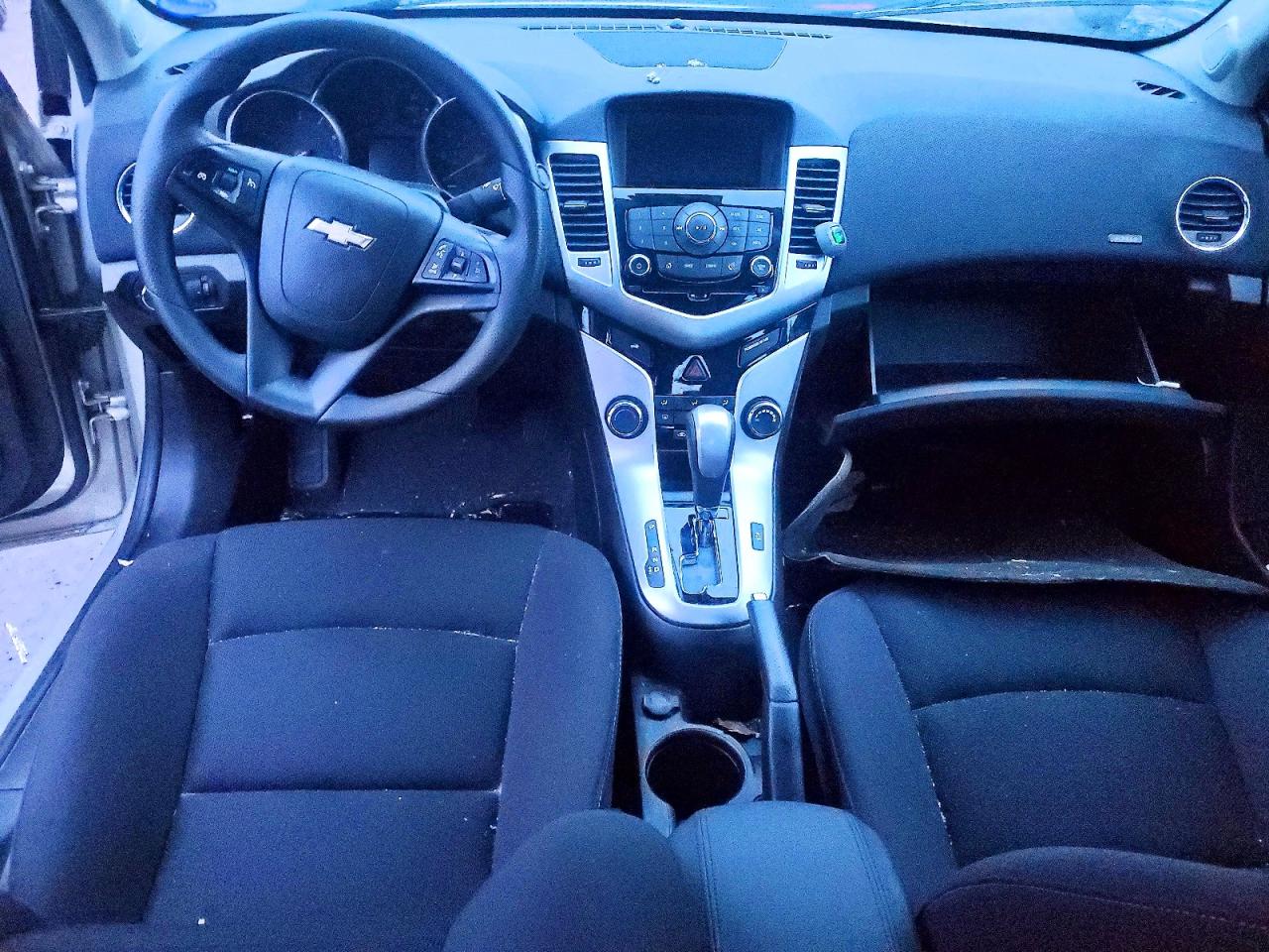 2016 CHEVROLET CRUZE LIMITED LT photo 8