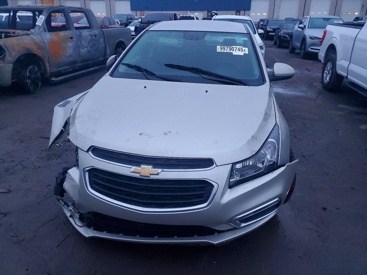 2016 CHEVROLET CRUZE LIMITED LT photo 5