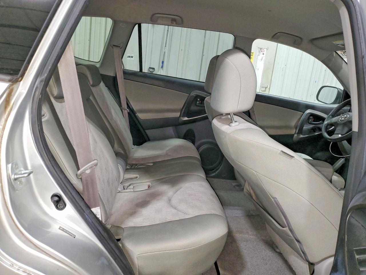 2009 TOYOTA RAV4 photo 11
