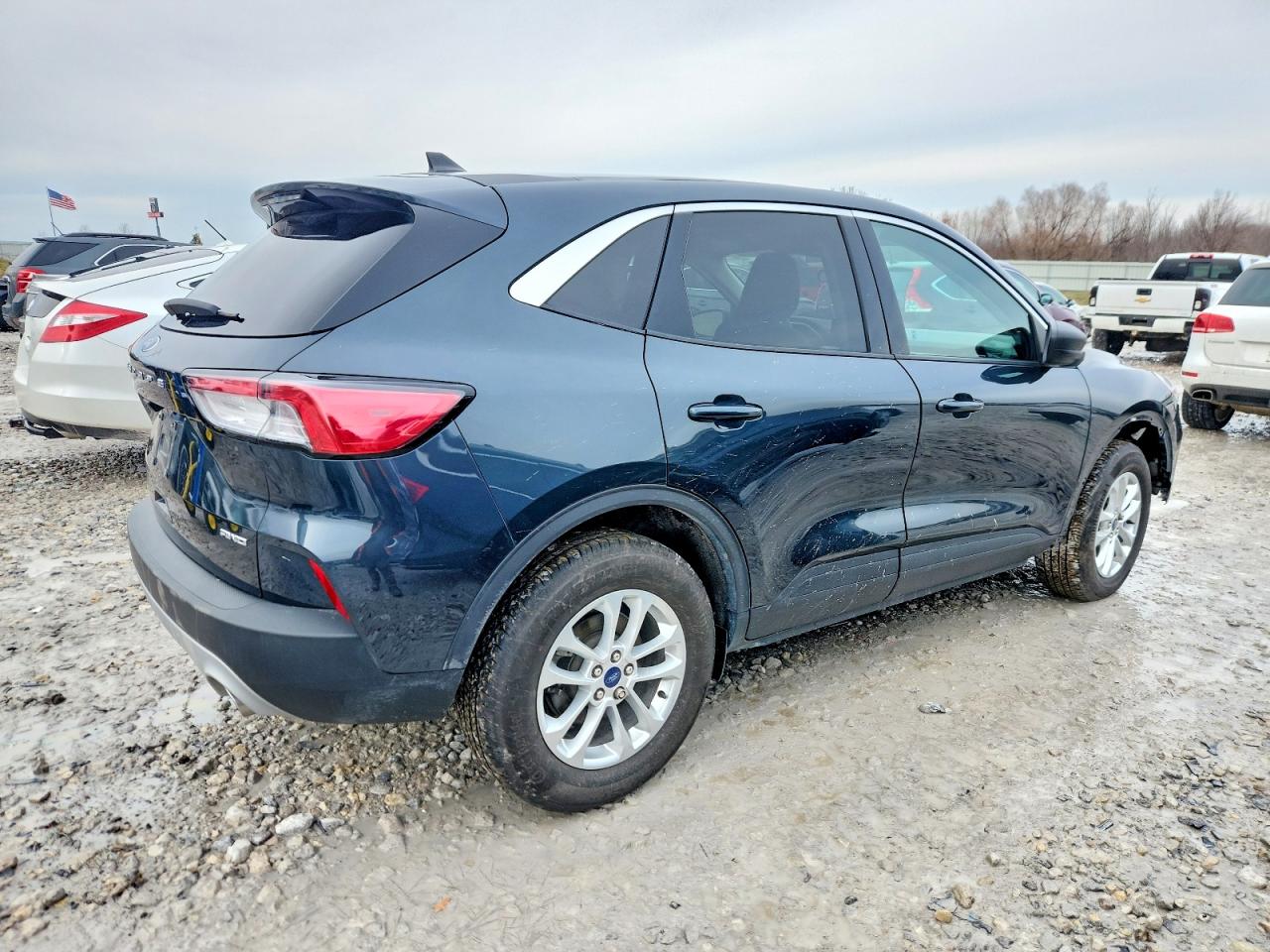 2022 FORD ESCAPE SE photo 3