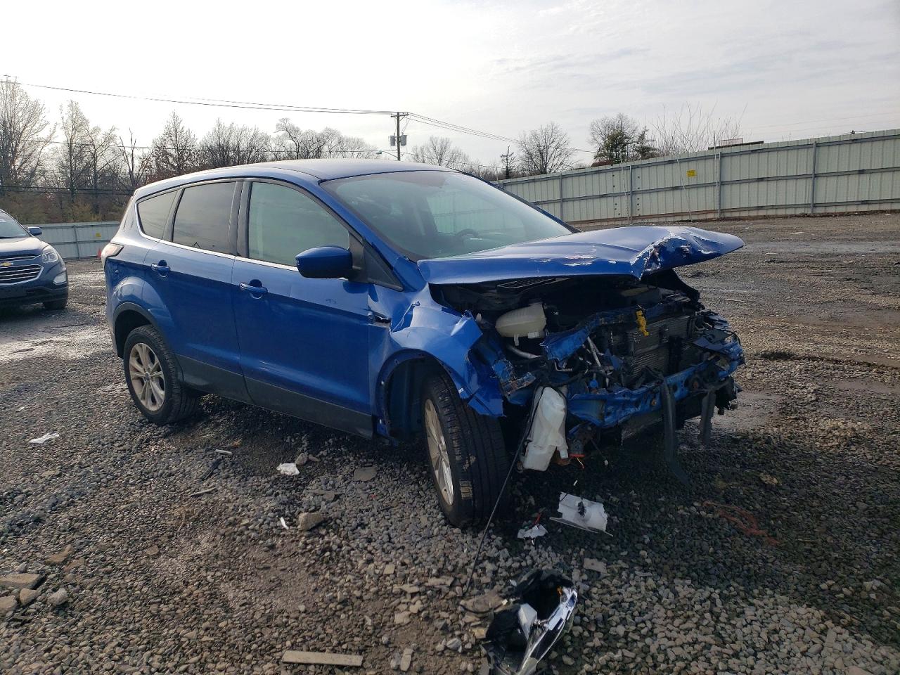 2017 FORD ESCAPE SE photo 4