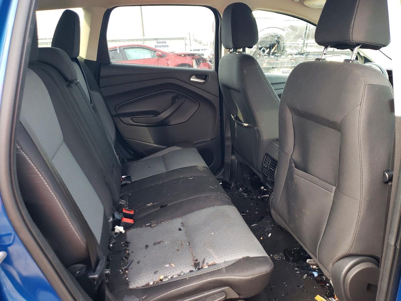 2017 FORD ESCAPE SE photo 11