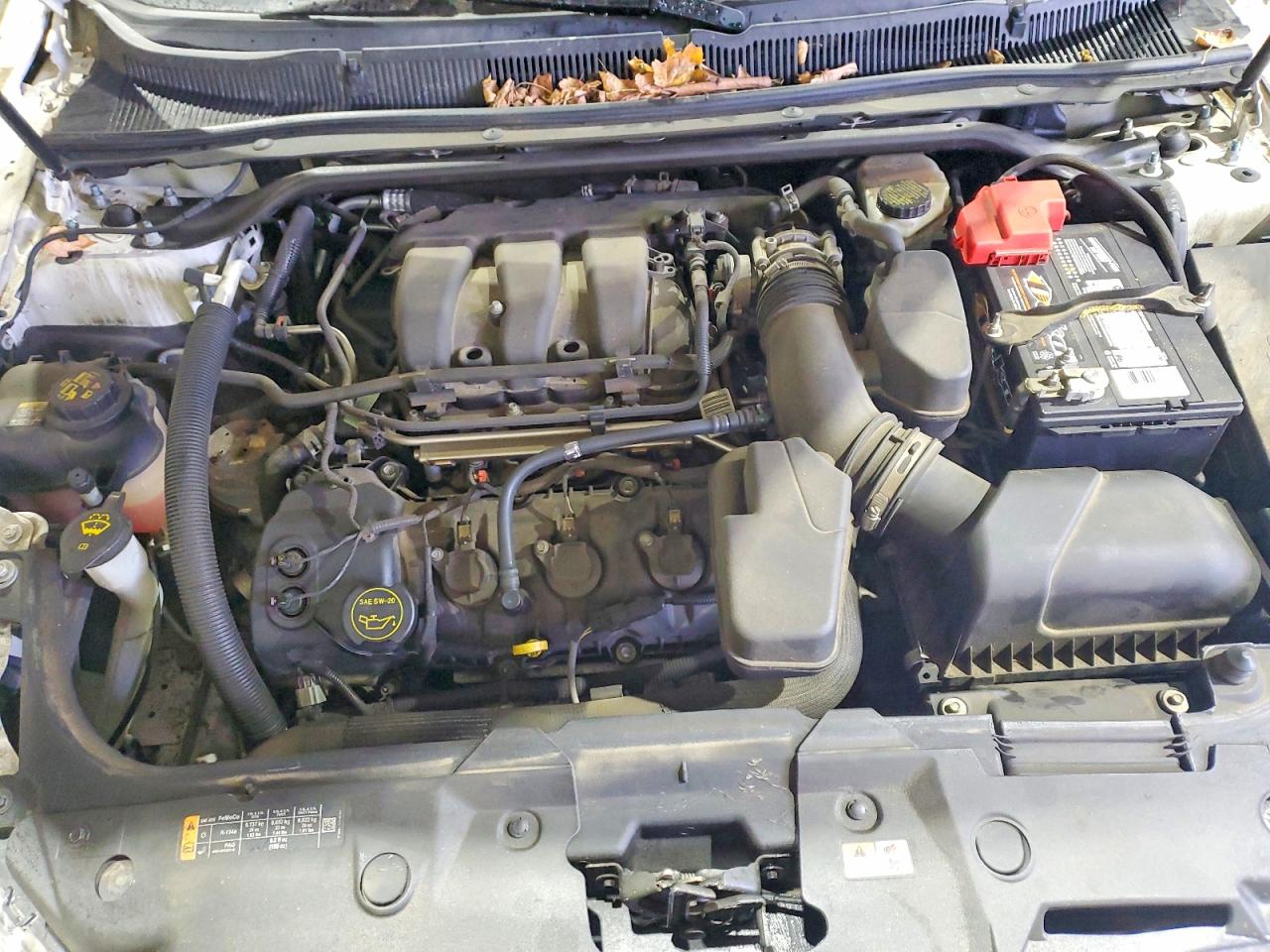 2016 FORD TAURUS SEL photo 11
