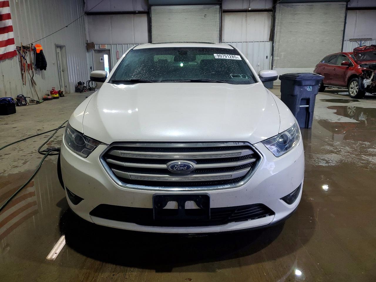 2016 FORD TAURUS SEL photo 5