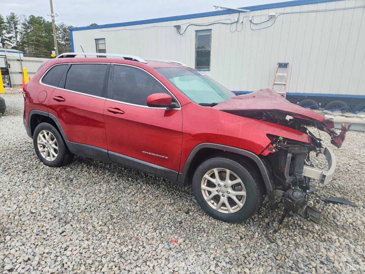 2015 JEEP CHEROKEE LATITUDE photo 4