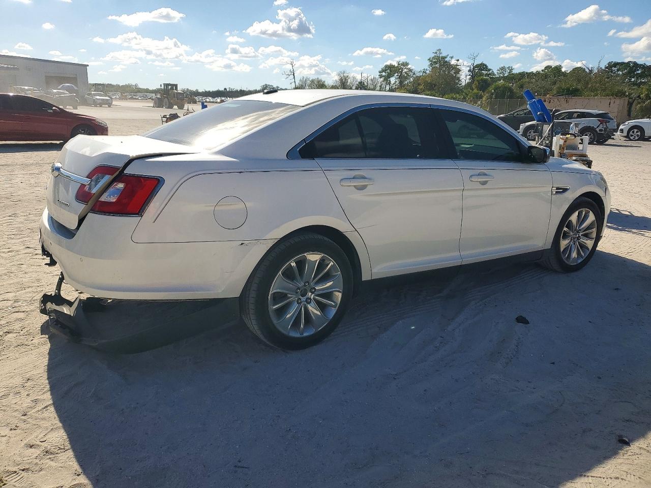 2012 FORD TAURUS LIMITED photo 3