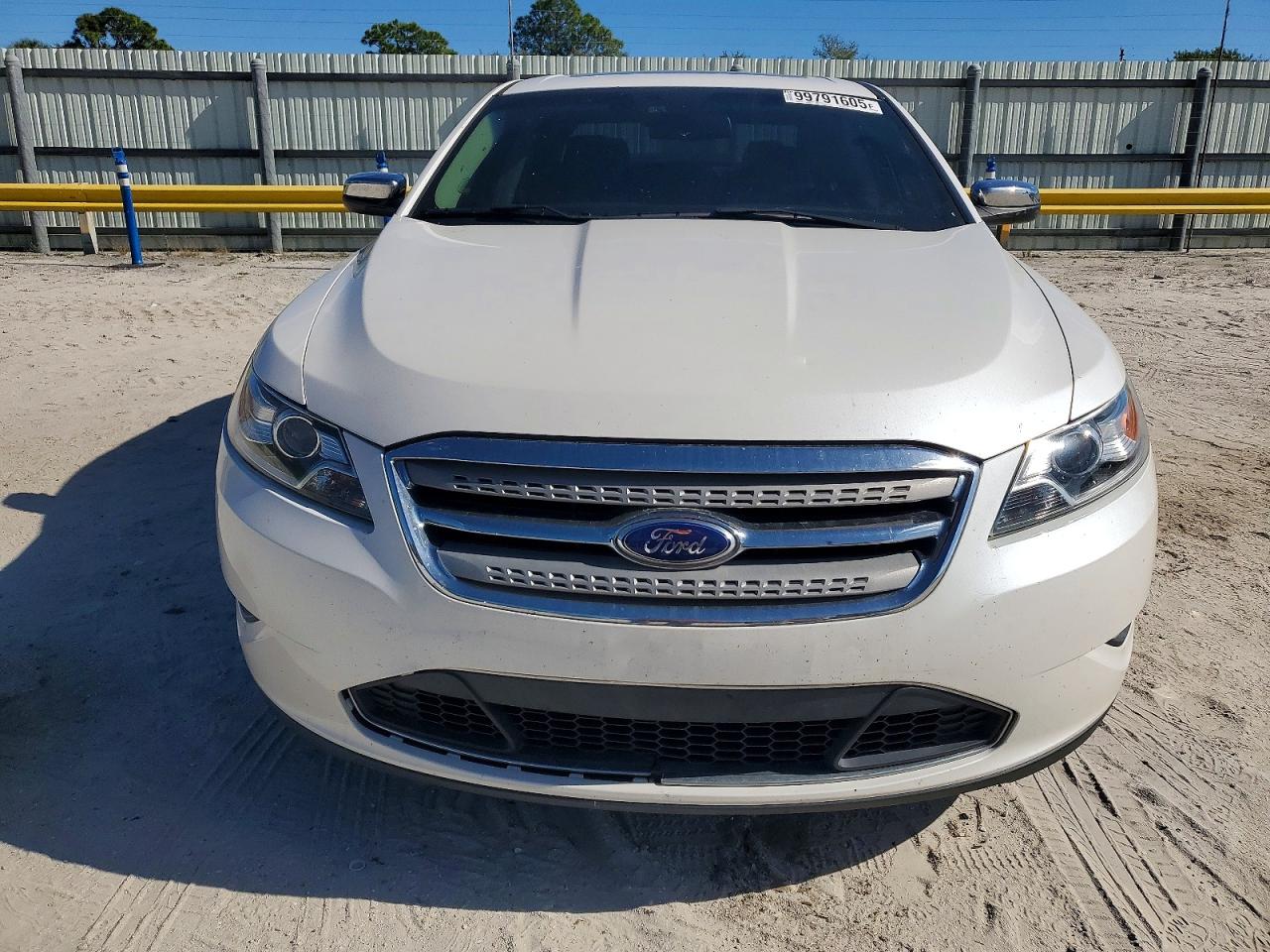 2012 FORD TAURUS LIMITED photo 5