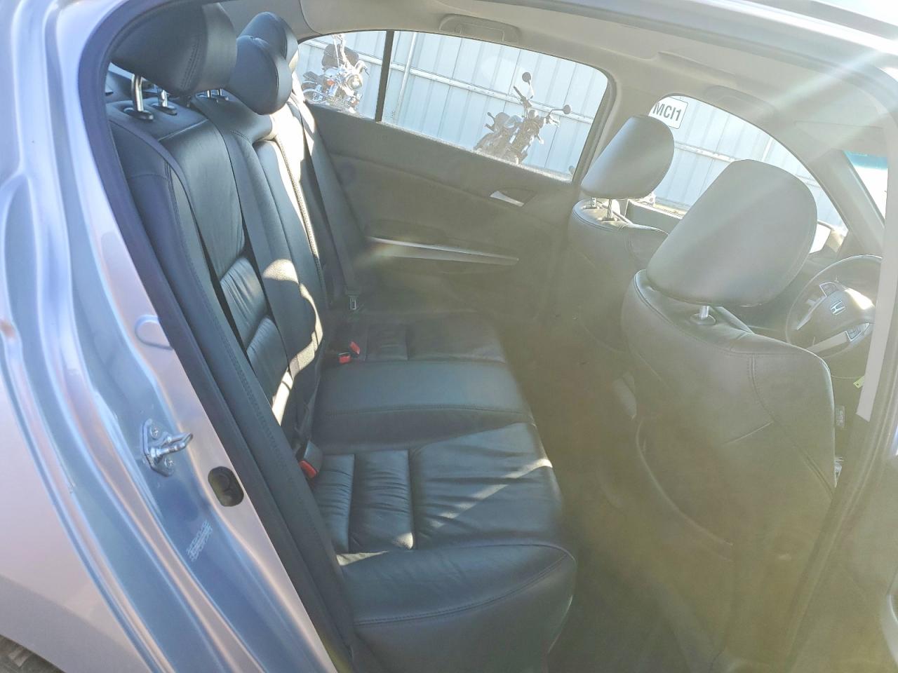 2009 HONDA ACCORD EXL photo 10