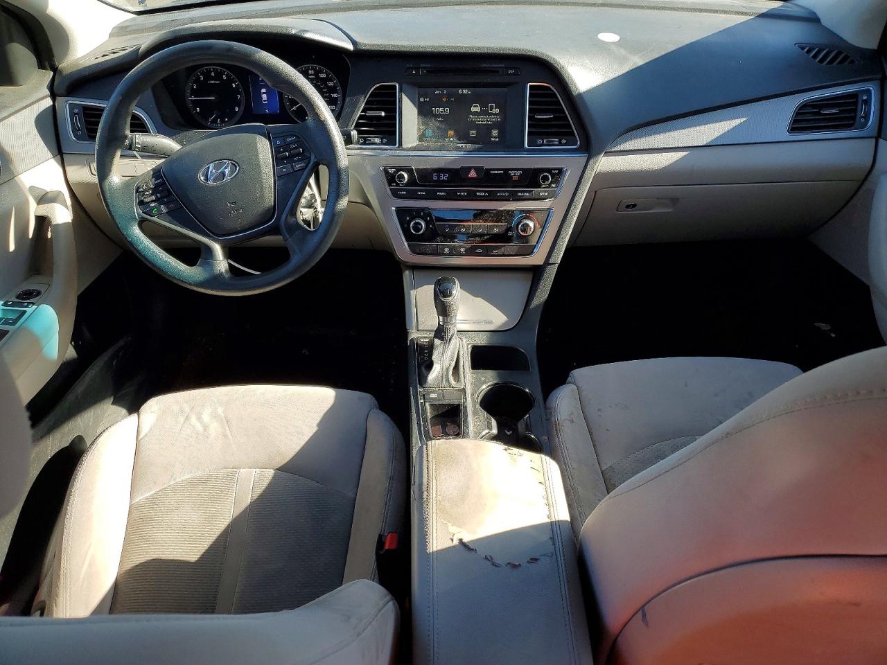 2016 HYUNDAI SONATA SE photo 8