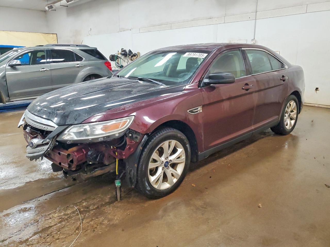 2011 FORD TAURUS