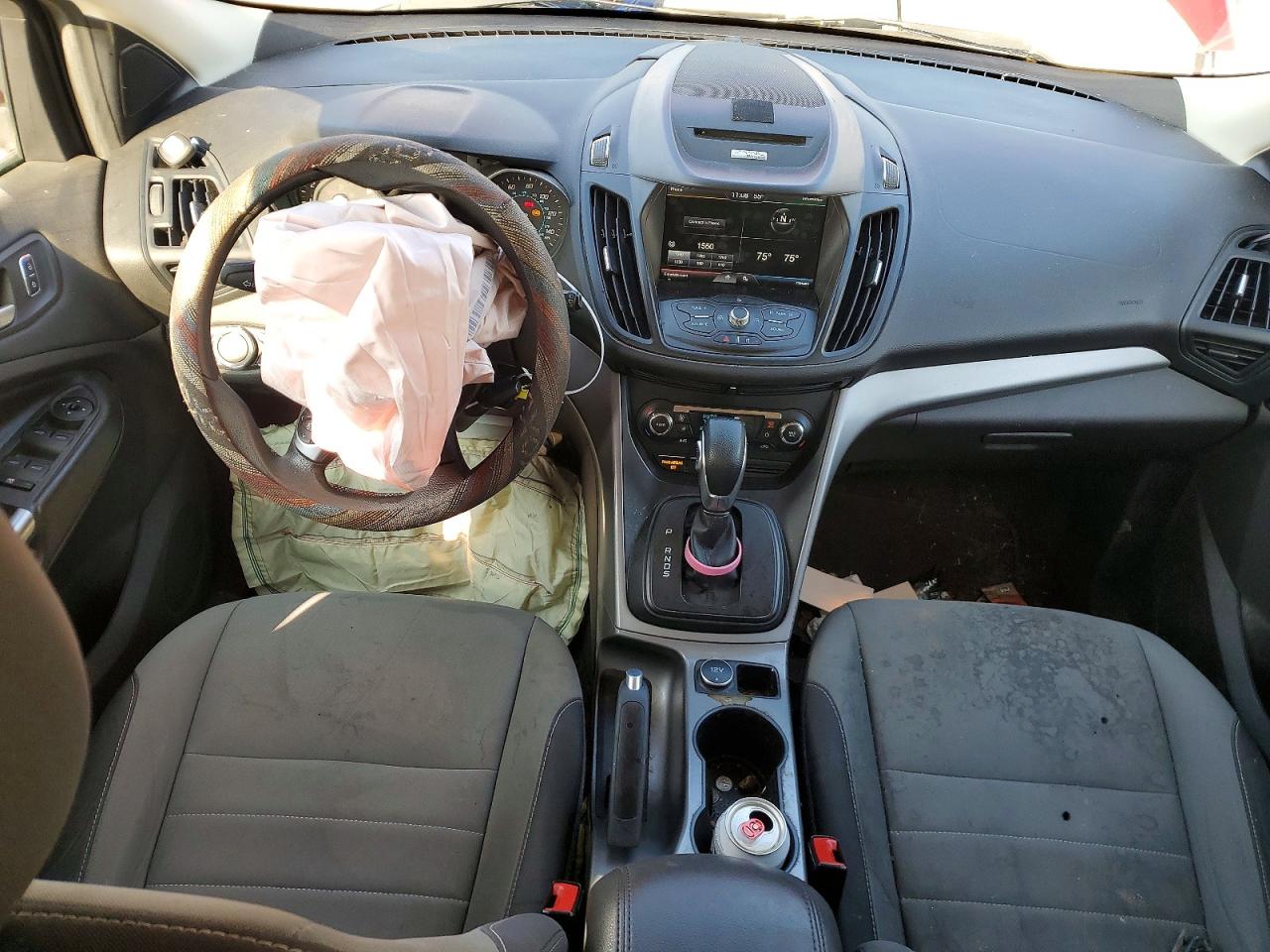 2015 FORD ESCAPE SE photo 8