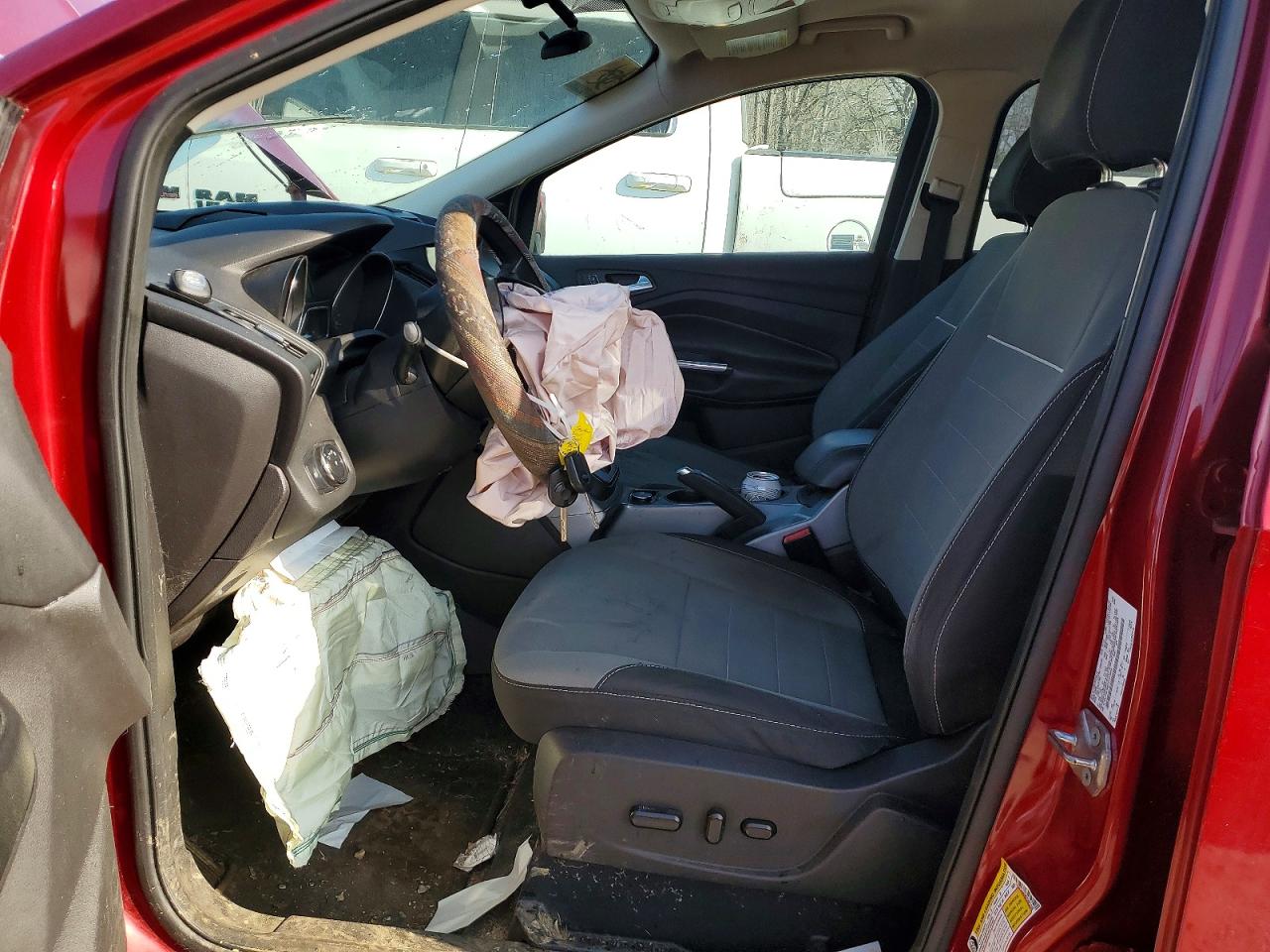 2015 FORD ESCAPE SE photo 7