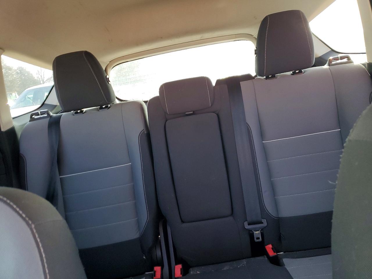 2015 FORD ESCAPE SE photo 10