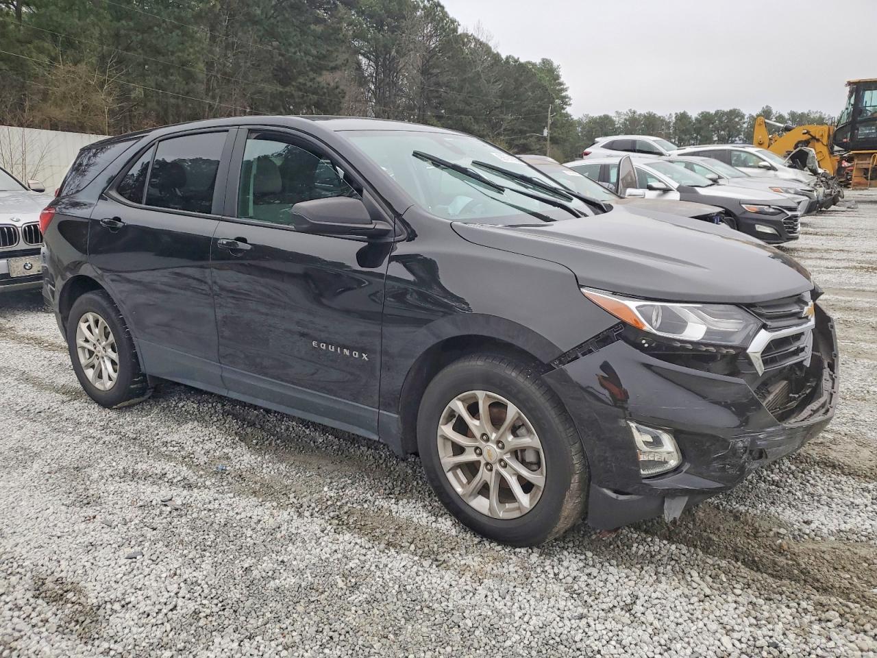 2021 CHEVROLET EQUINOX LS photo 4