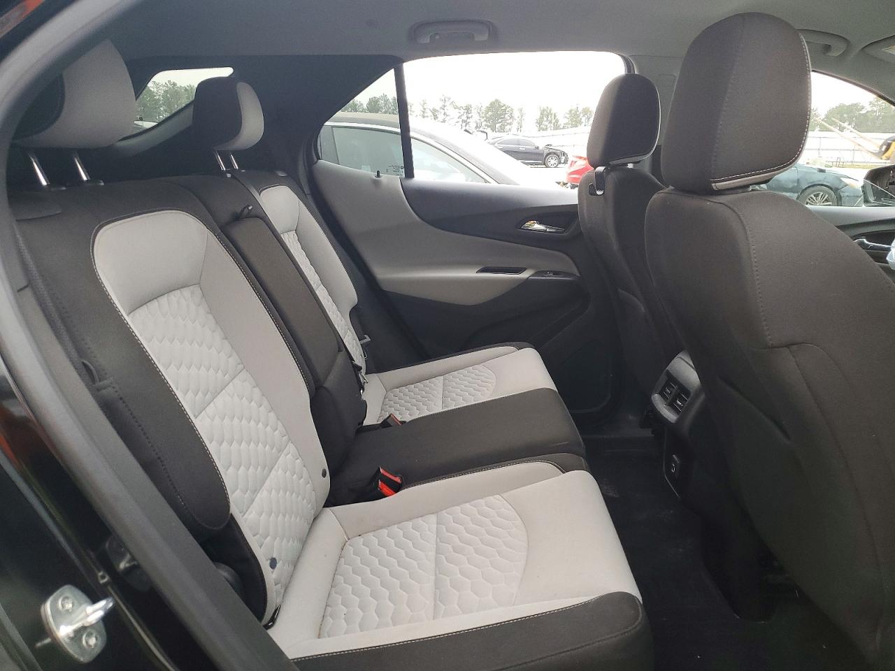 2021 CHEVROLET EQUINOX LS photo 11