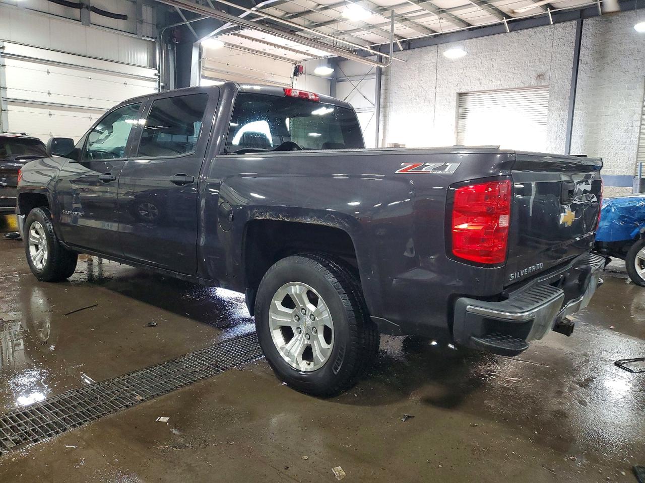 2014 CHEVROLET SILVERADO K1500 LT photo 2