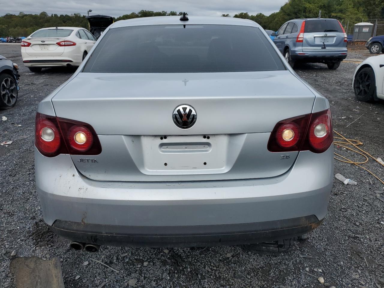 2009 VOLKSWAGEN JETTA SE photo 6