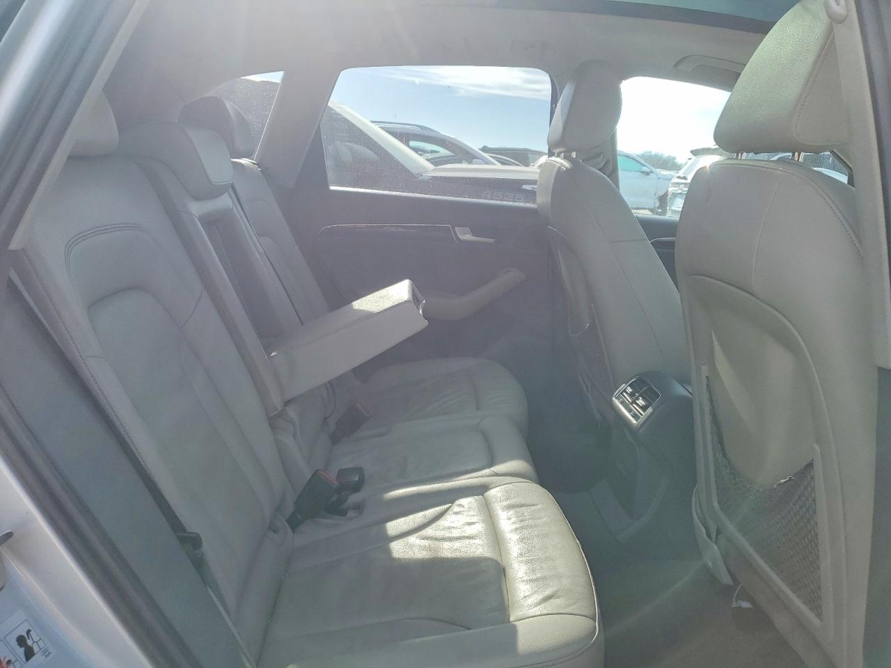 2012 AUDI Q5 PREMIUM PLUS photo 11