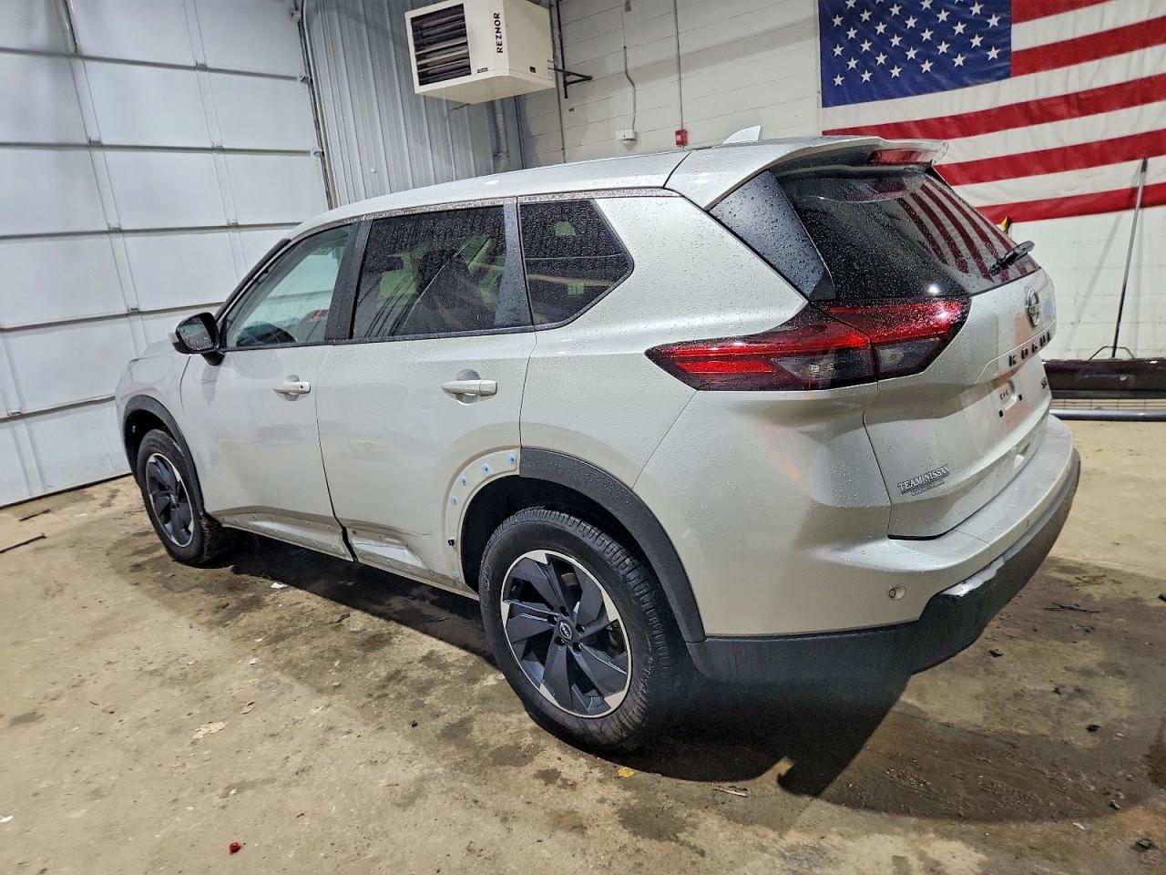 2024 NISSAN ROGUE SV photo 4