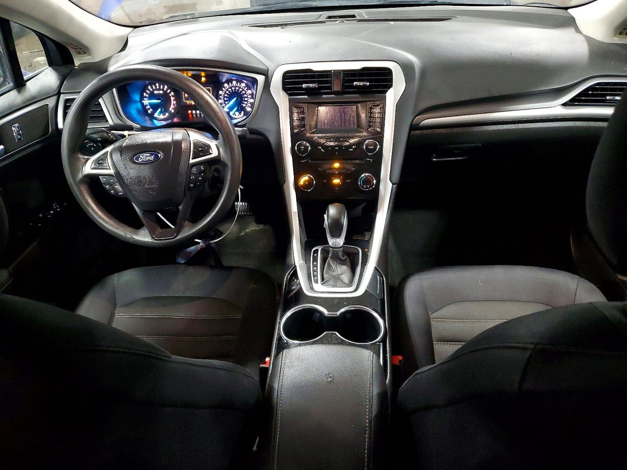 2014 FORD FUSION SE photo 8