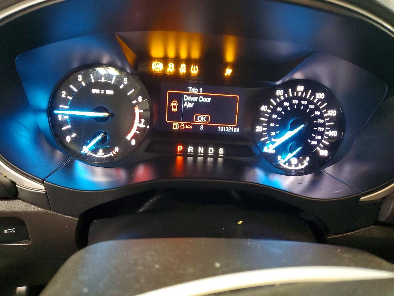 2014 FORD FUSION SE photo 9