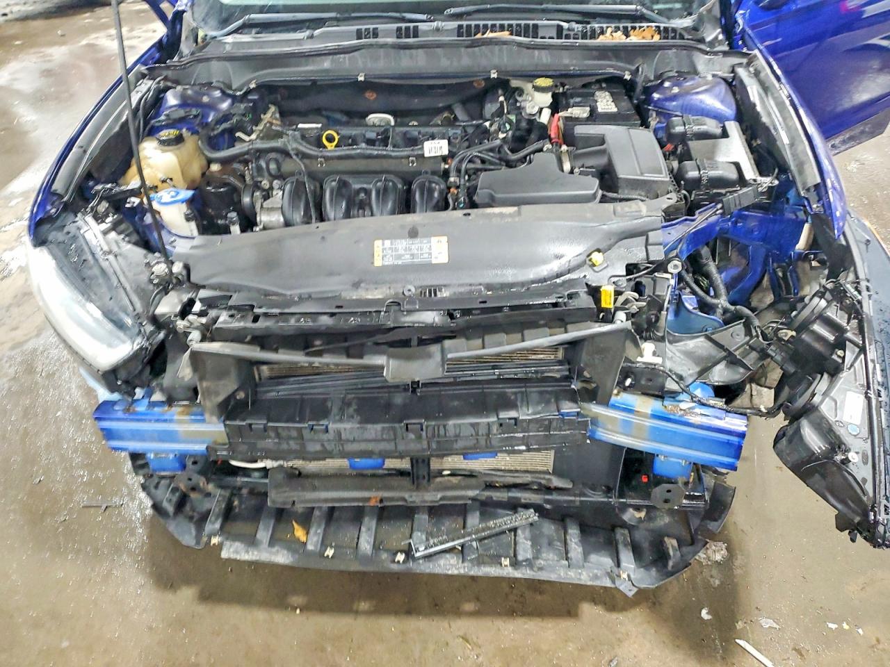 2014 FORD FUSION SE photo 11