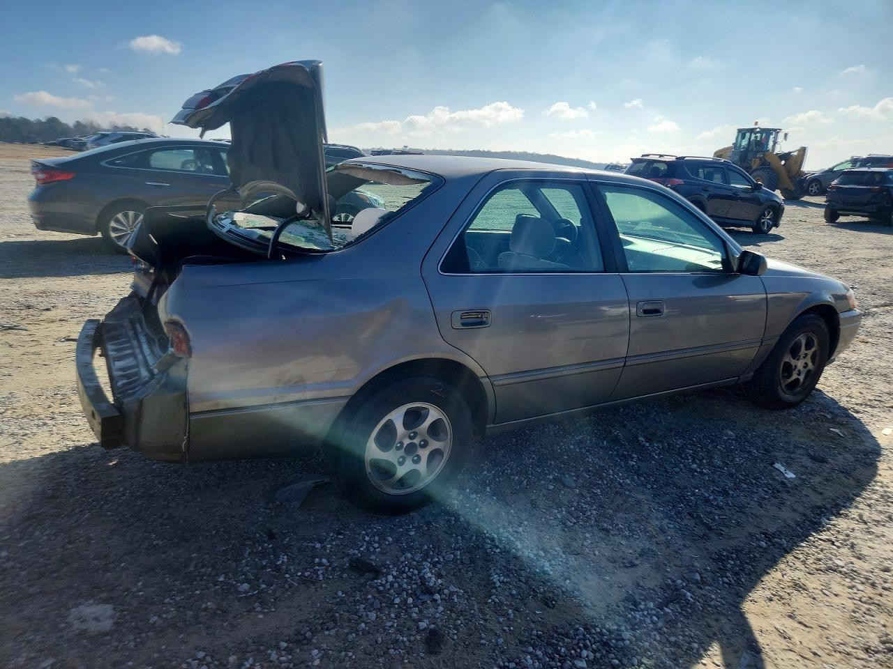 1999 TOYOTA CAMRY CE photo 3