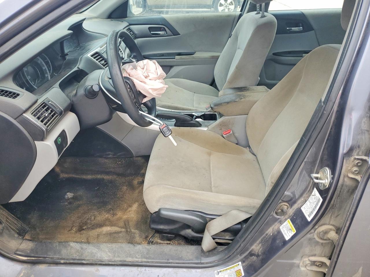 2013 HONDA ACCORD LX photo 7