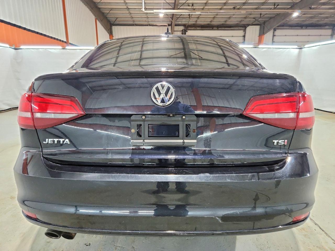 2017 VOLKSWAGEN JETTA SE photo 6