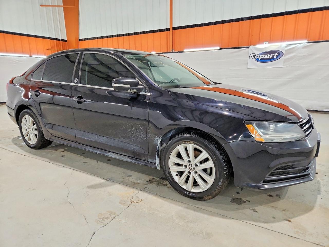 2017 VOLKSWAGEN JETTA SE photo 4